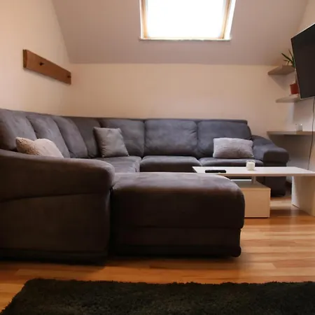 Dimis-apartment Daire Köln